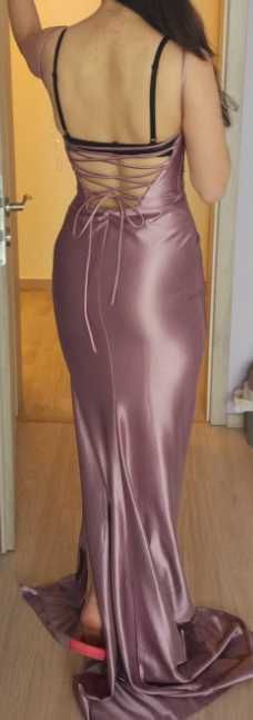 Бална/Шаферкса рокля