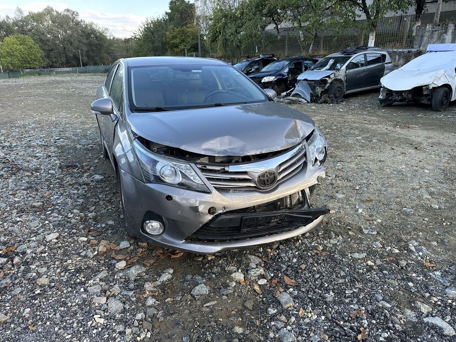 Toyota Avensis Тойота Авенсис Т27 2013г НА ЧАСТИ!