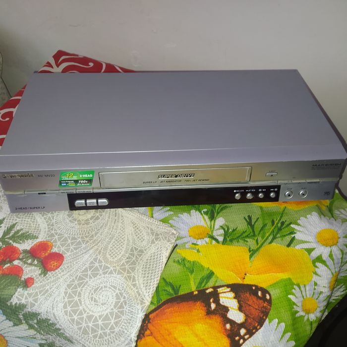 Продам видеомагнетафон панасоник