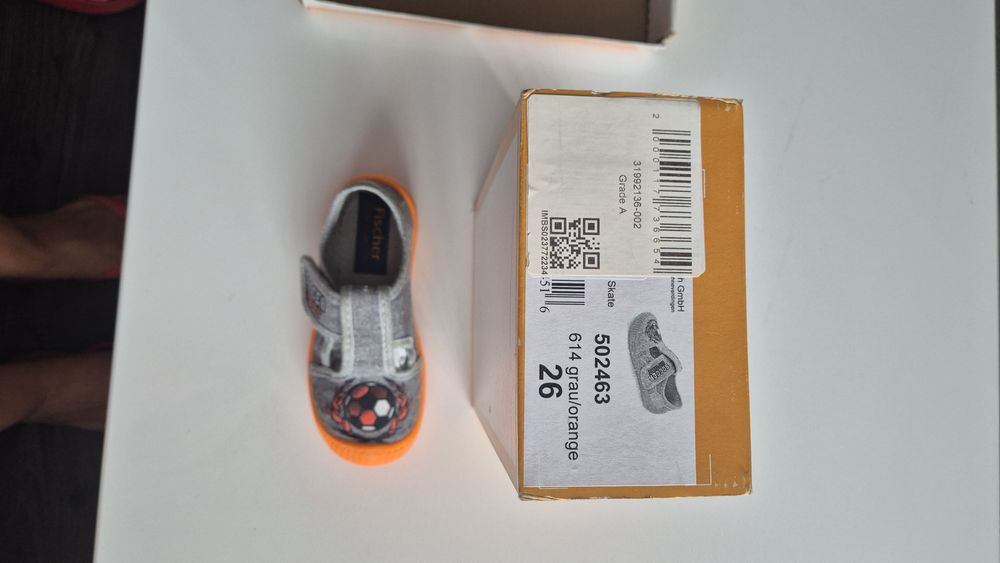 Детски пантофи, номер 26!