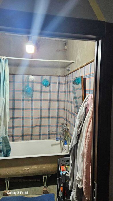 Продается квартира на Чиланзаре 20 квартале.