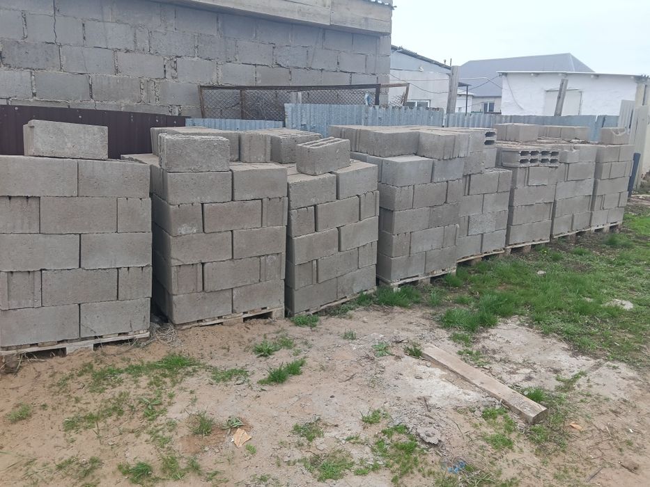 Продам кирпич пескаблок