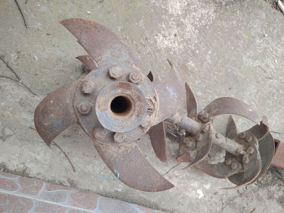 Продавам мотики за мотофреза