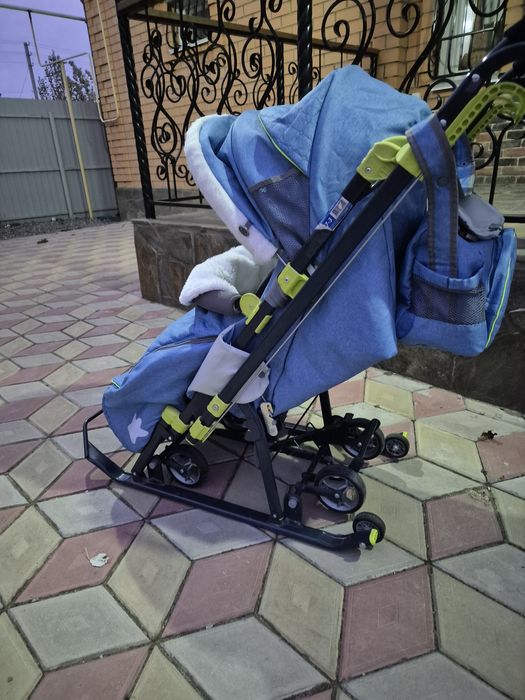 Продам детские санки.