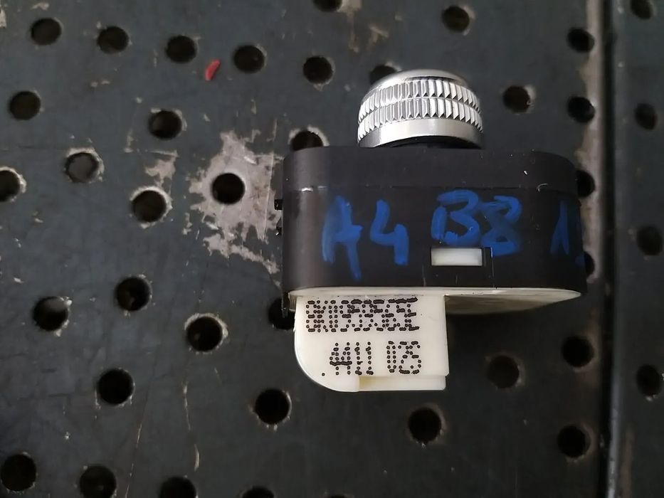 Buton reglaj oglinzi audi a4 b8 8k 8k0959565e