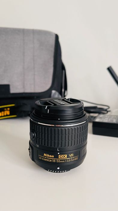 Nikon D5200 DSLR + 2 obiective VR | foarte puțin folosit