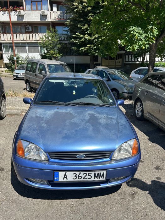 Ford riesta продавам