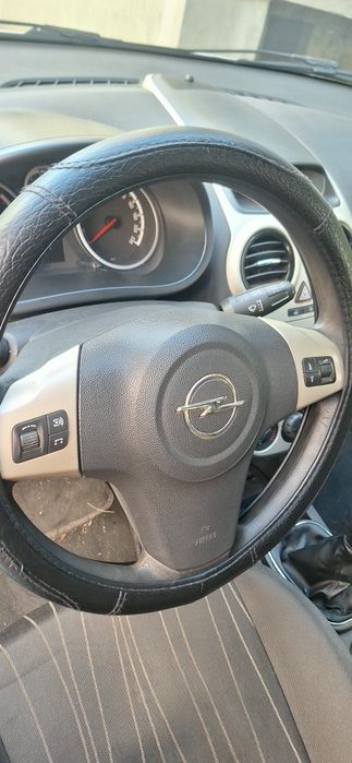 Opel corsa d 1.3 cdti
