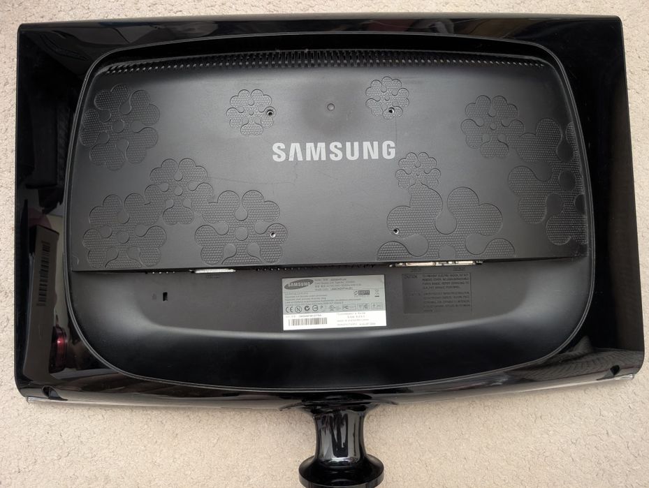 Монитор Samsung SyncMaster 2333