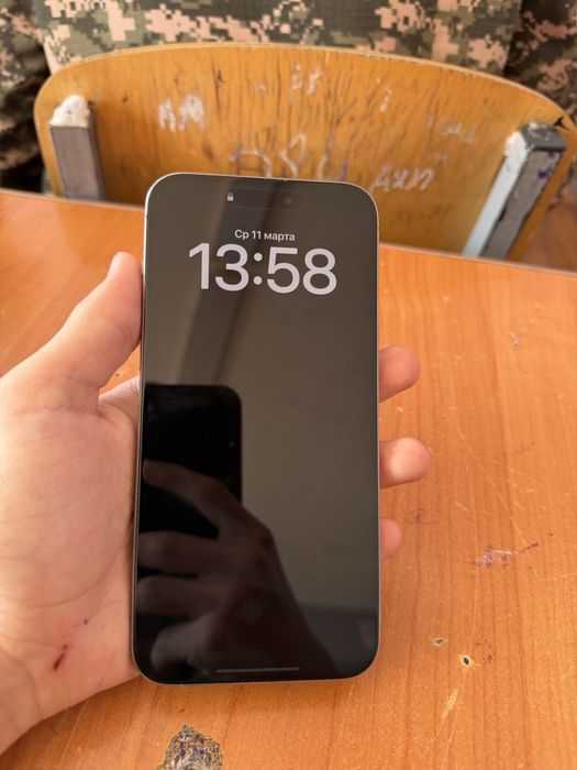 Айфон 15 про макс без ремонт