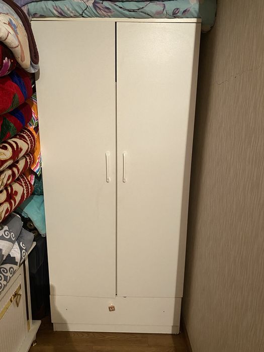 Шкафы и кровать для детский