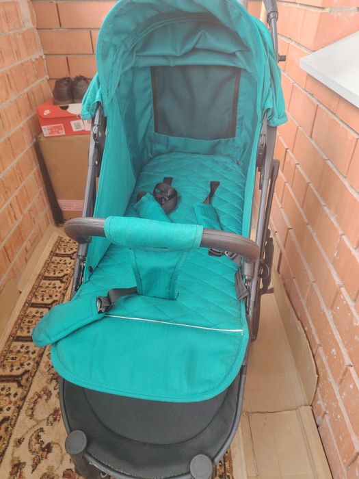 Продам коляску лето, зима