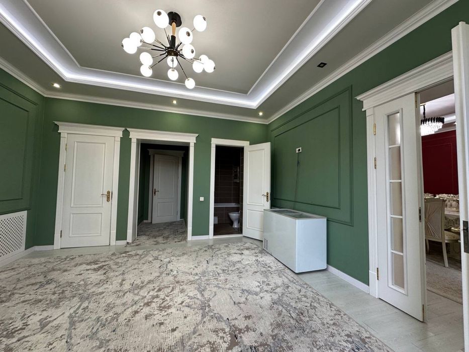 Учкахрамон постдан 6 км кирганда Хожи отада 4 сотих