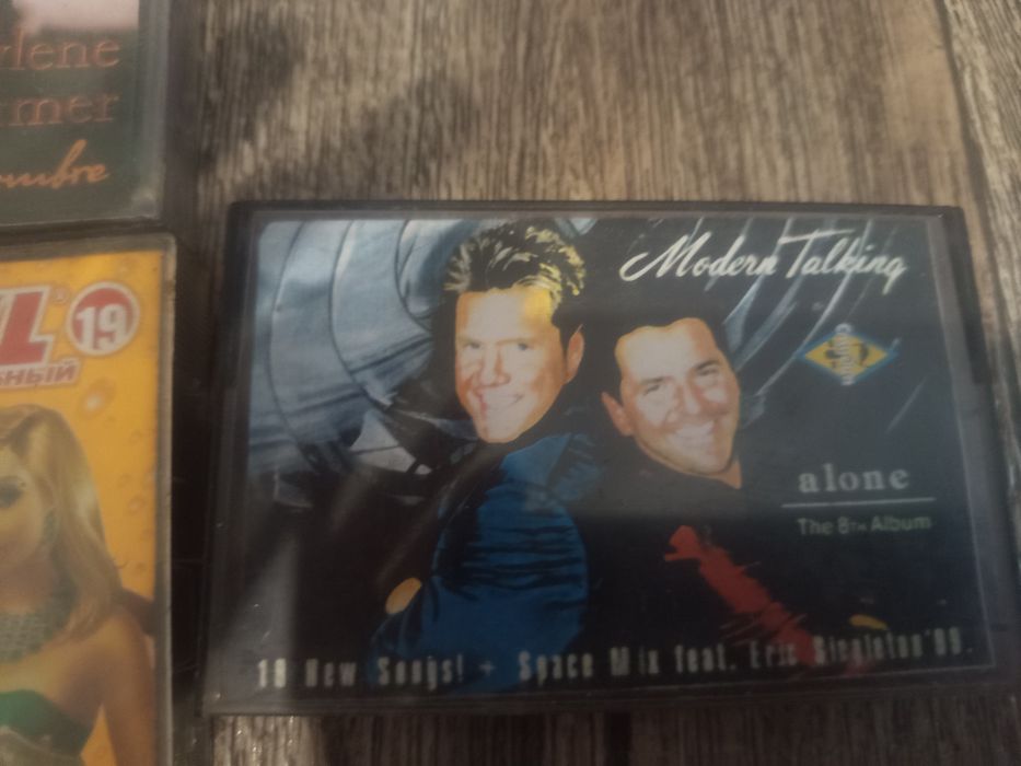 Видео и аудио кассеты DVD диски
