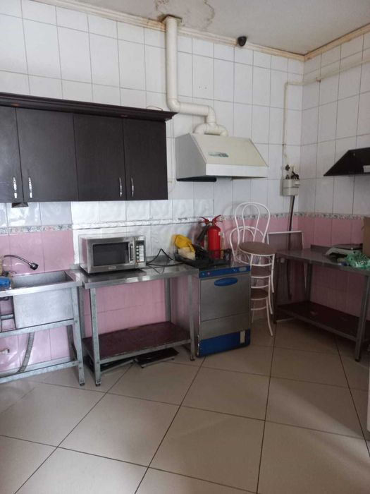 Продам караоке клуб в центре города