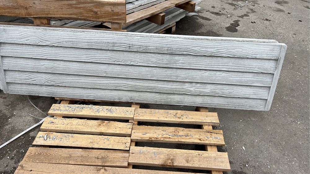 Gard beton placi si stalpi