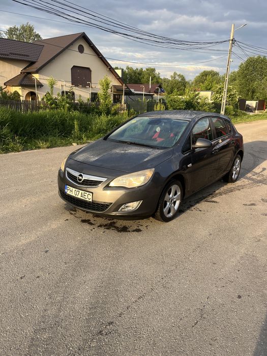 Opel astra j fara defecte accepte orice test
