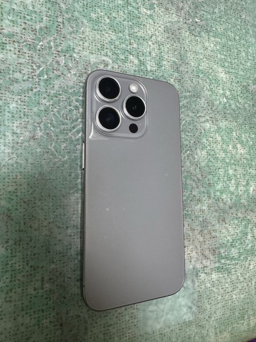 iPhone 15 pro 256