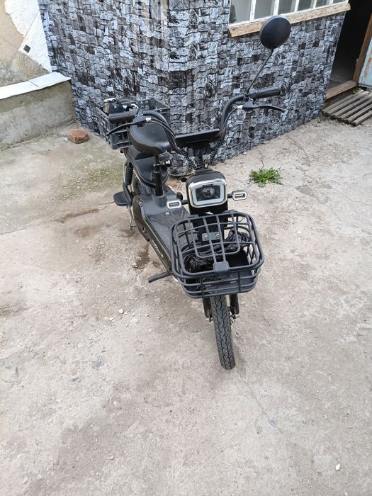 Продам электро велик Танк на полном ходу