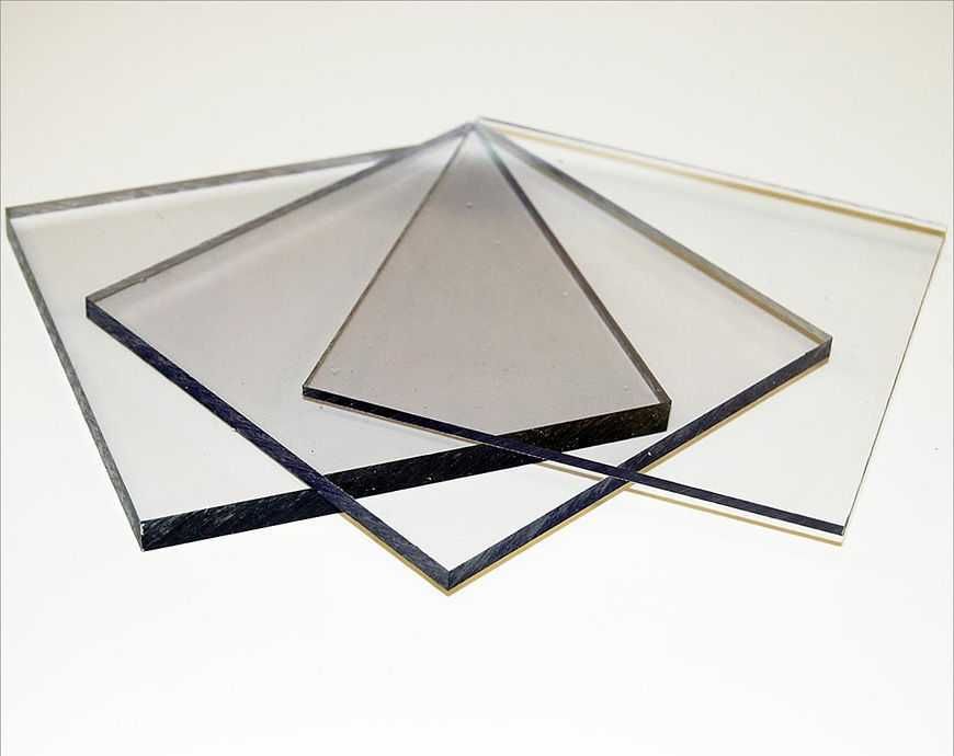 Монолитный поликарбонат 4, 2,05*3,05м