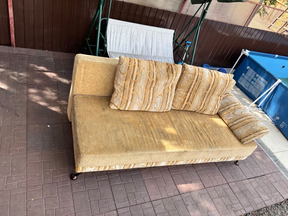Продам диван, самовывоз