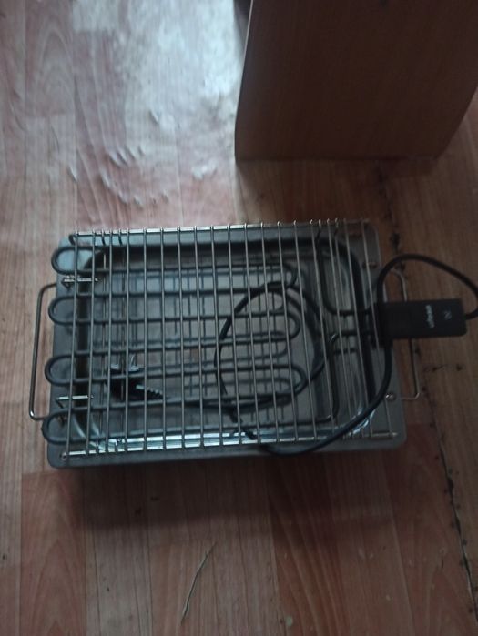 Продам: Гриль, Плита, Корпус от компьютера