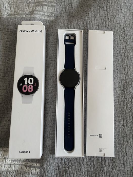 Часы Samsung galaxy watch 5