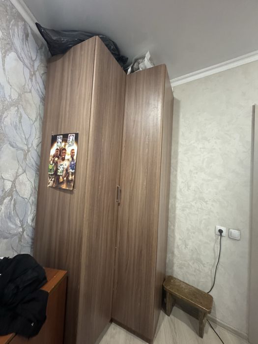 Шкаф угловой для одежды