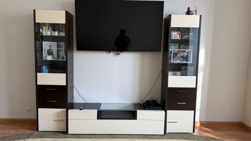 Продам стенку шатуры.