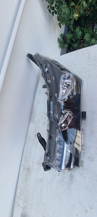 Far stanga Toyota corolla