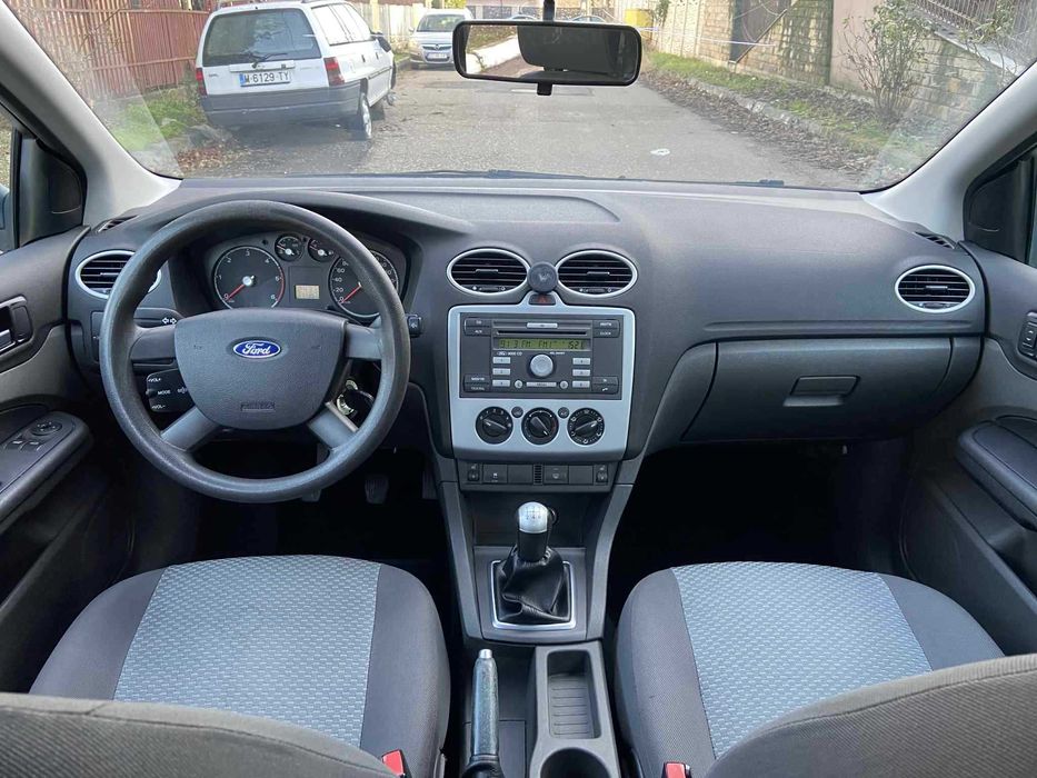 Masina Foarte ingrijita Ford Focus II