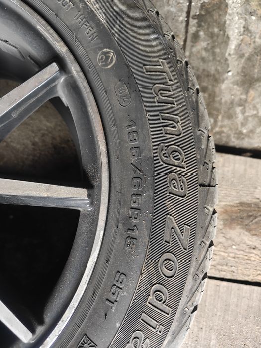 Комплект дисков с шинами R15