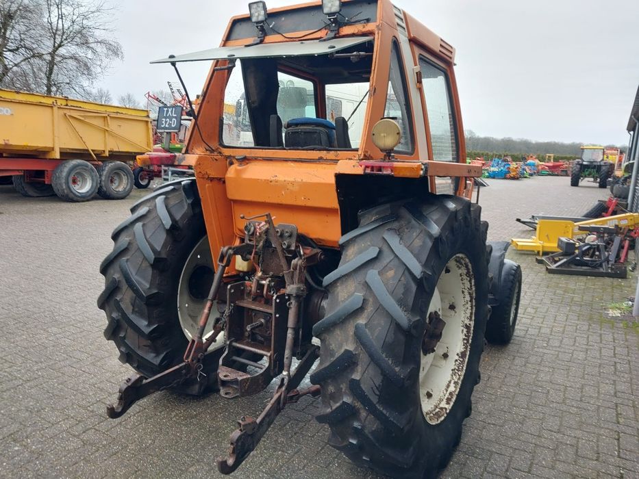 Tractor FIAT 780