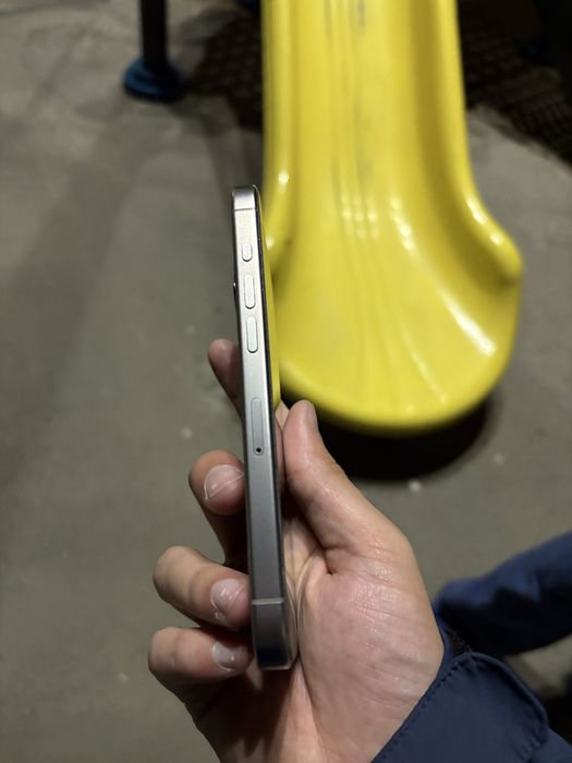 Iphone 15 pro 256gb 93%