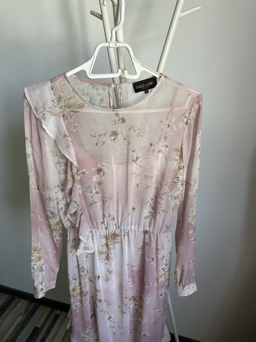 Рокля Mohito Gold Label