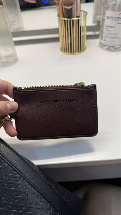 Оригинальная сумка Tommy Hilfiger (срочно)