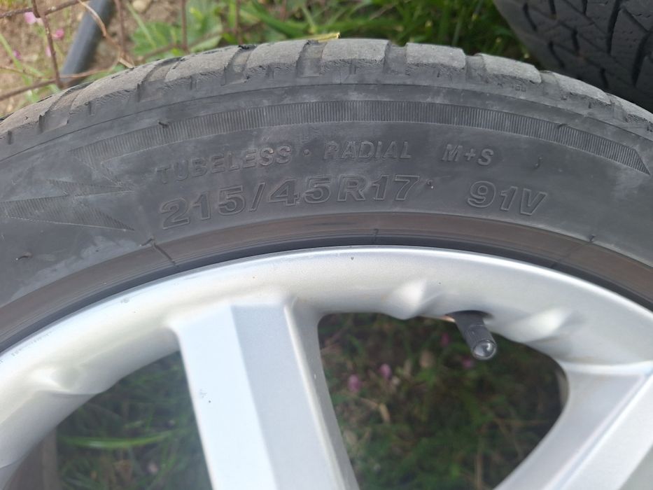 Vand roti aliaj mercedes 215/45/17