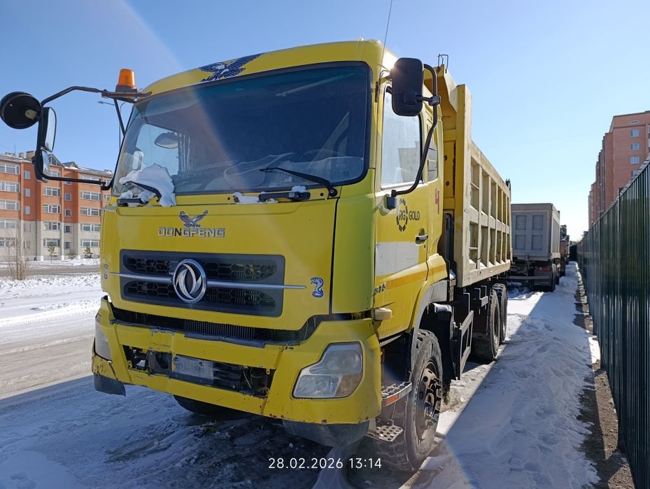 Продам или обменяю самосвал Dong Feng 2011г