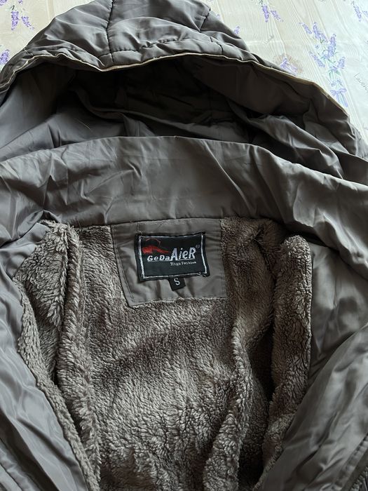 Черно, бяло и сиво яке