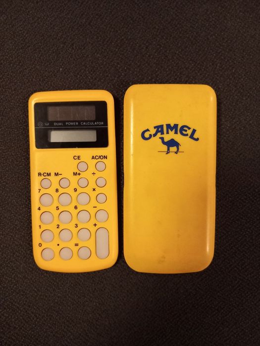 Колекционерски Калкулатор Camel от 80-те