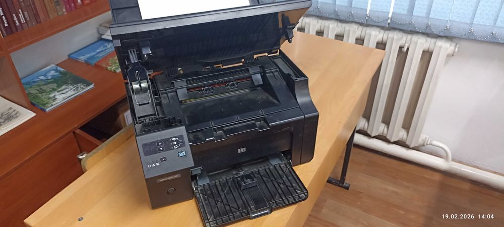 Продам принтер HP C-4 чёрно-белый.