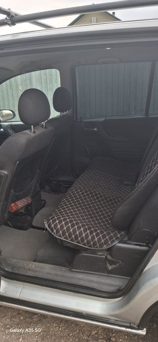 Продам автомобиль Опель Зафира