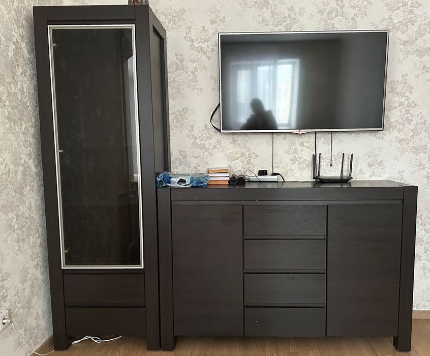 Шкаф для гостинной