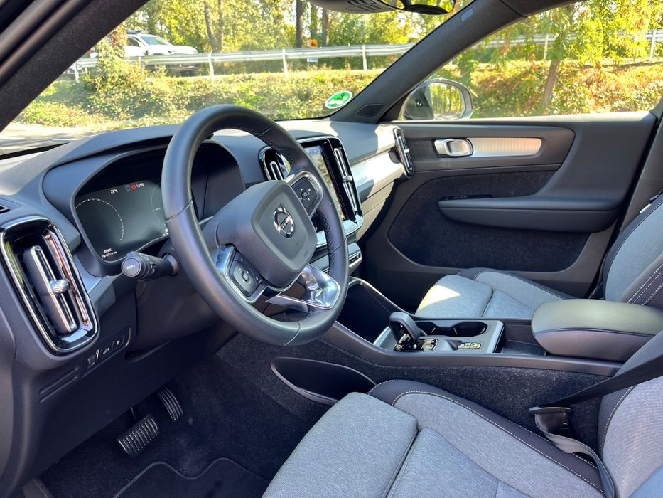 VOLVO XC40 2022 — imagine 5