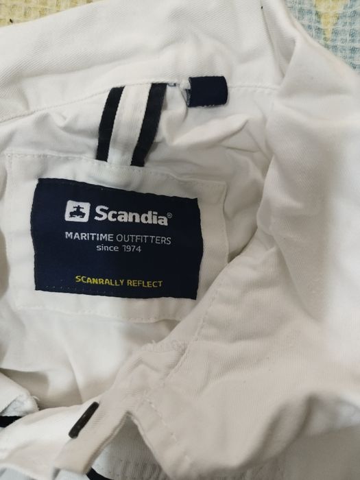 Vând salopete diverse marimi