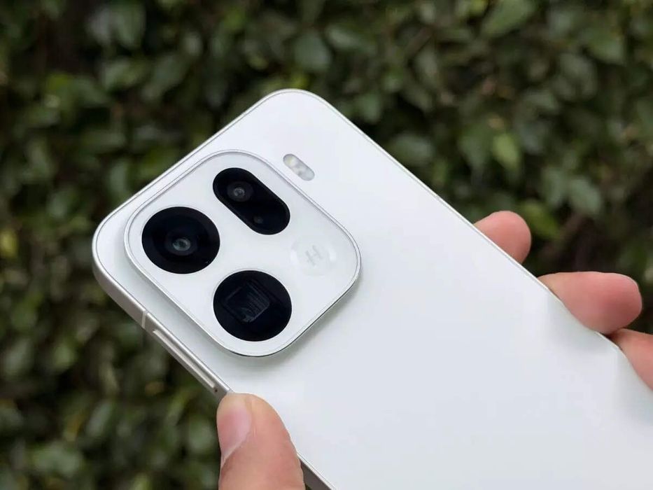 Vând sau Schimb Oppo X9 Pro White 5G