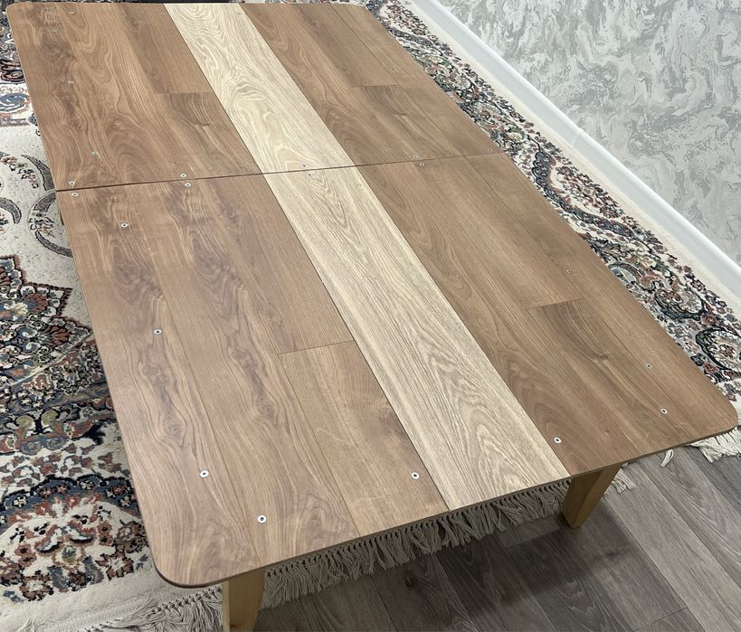 Срочно продаю стол