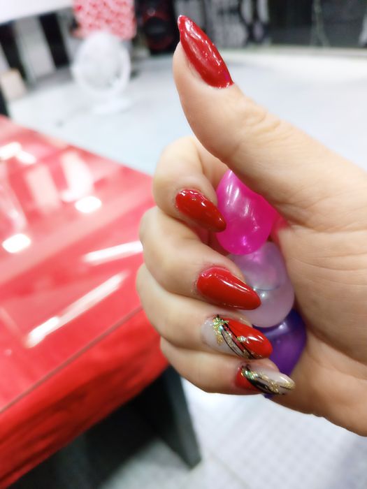 Наращивание нокти