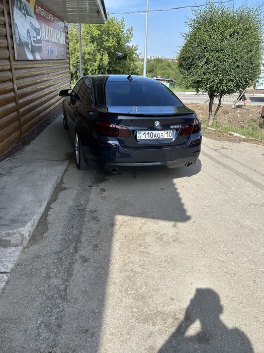 Бмв F10 2013 года