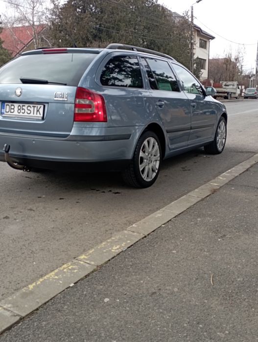 Vând Skoda Octavia